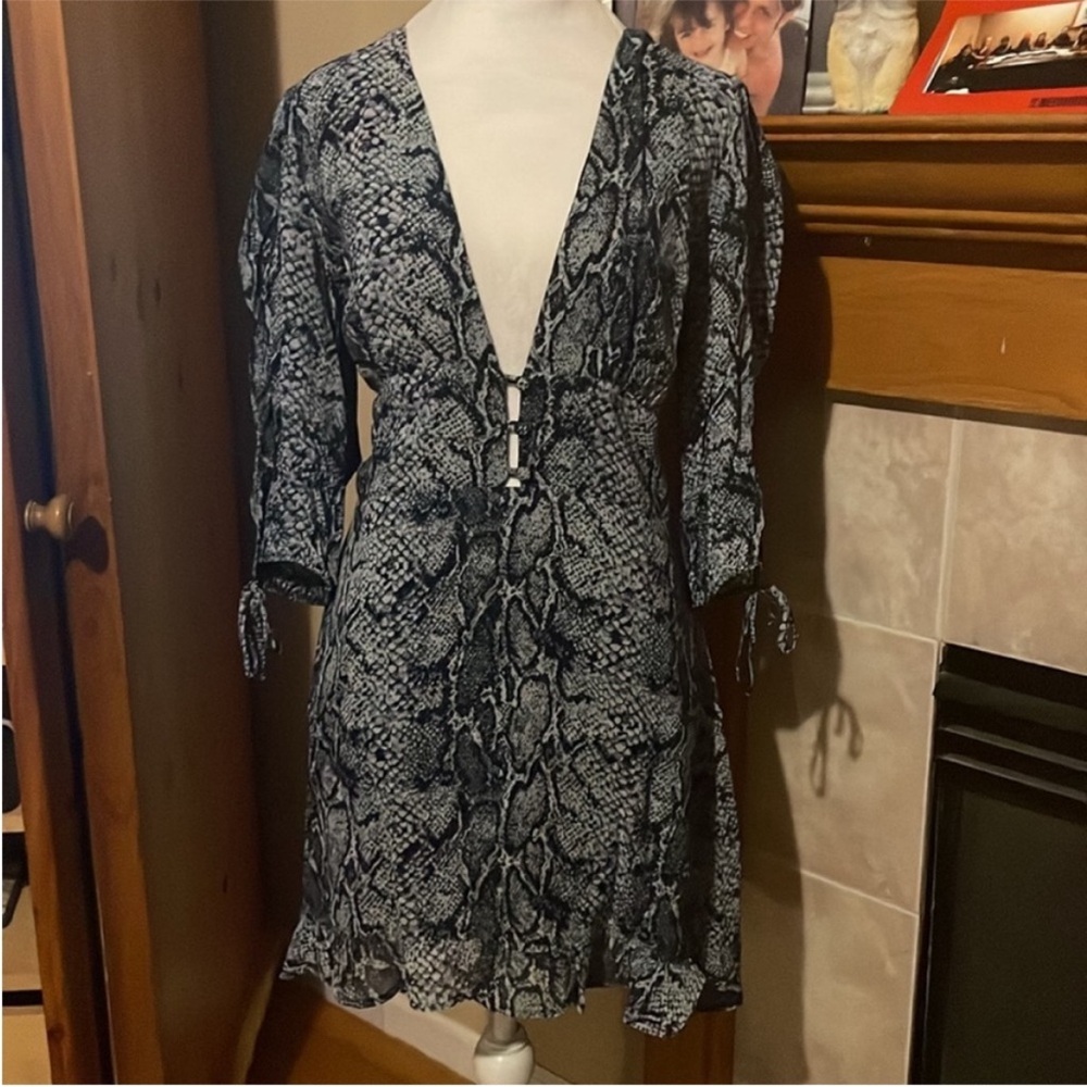 Reformation Black and Gray Mini Dress - Picture 8 of 9